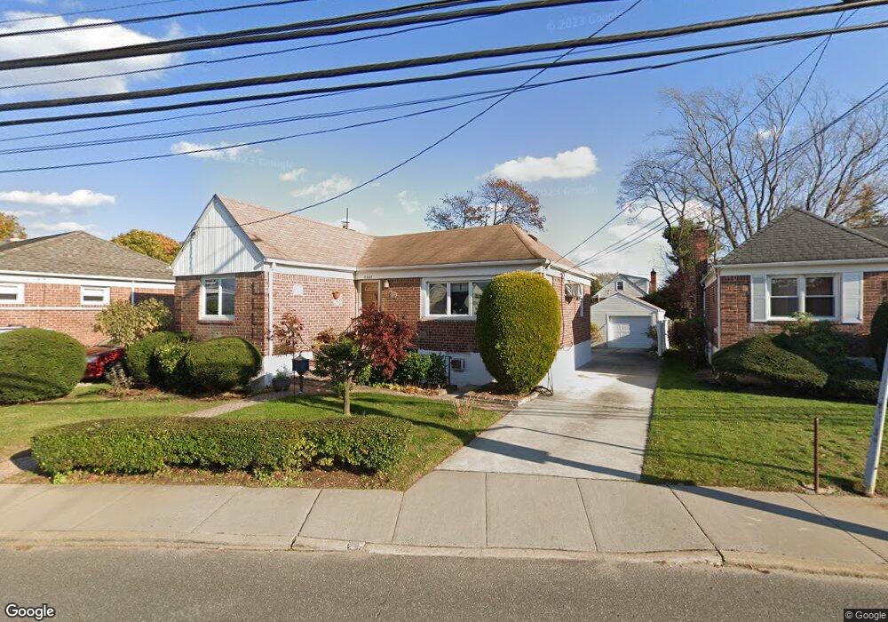 2969 Oceanside Rd, Oceanside, NY 11572 - photo 1