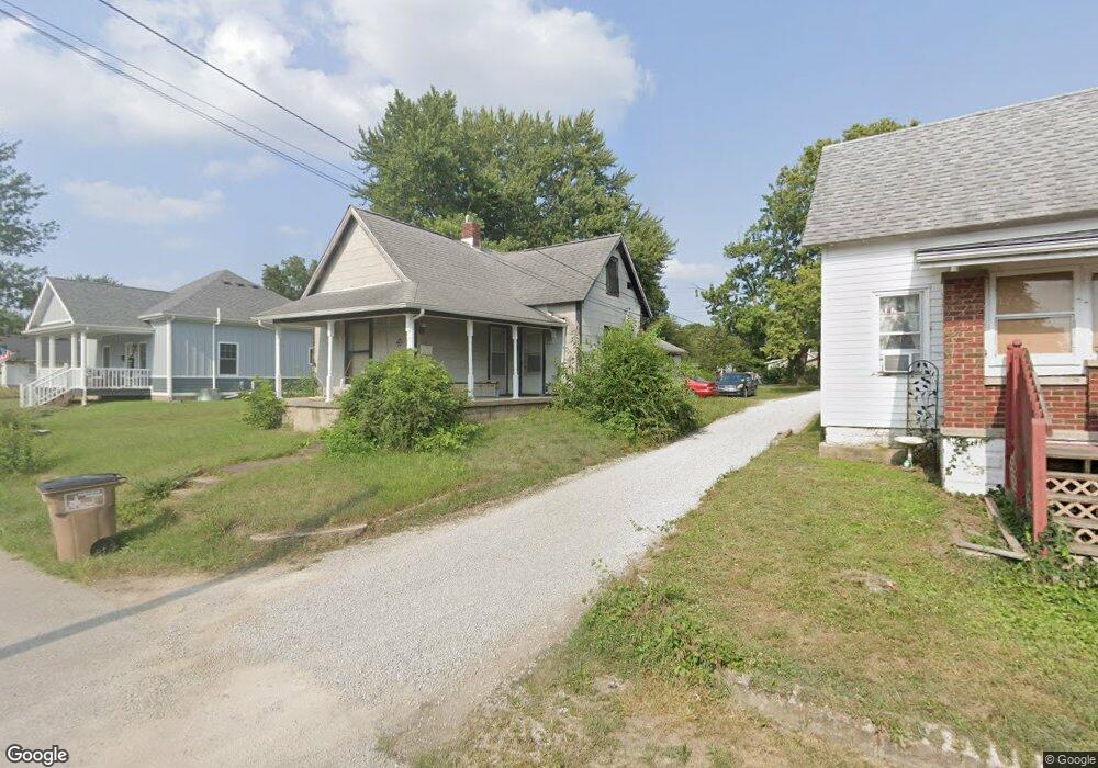 221 S Hinman St, Columbus, IN 47201 - photo 1