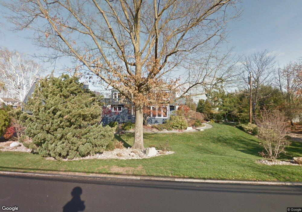 8 Plover Ln, Westport, CT 06880 - photo 1