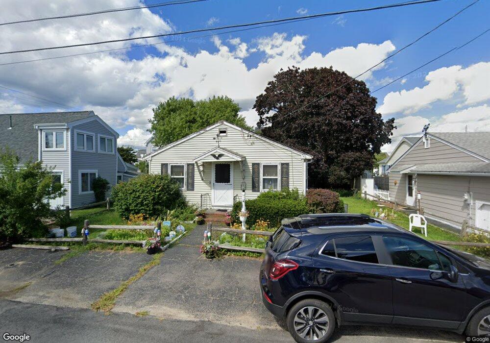 8 Crescent Ln, Wells, ME 04090 - photo 1