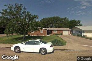 612 S 5th St, Leoti, KS 67861