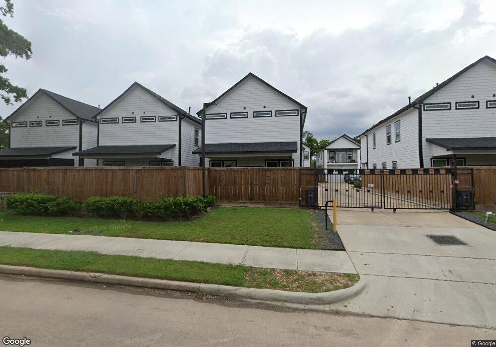 6494 T C Jester Blvd, Houston, TX 77091 - photo 1