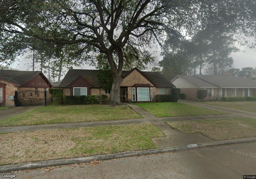 1031 Cottage Oak Ln, Houston, TX 77091 - photo 1