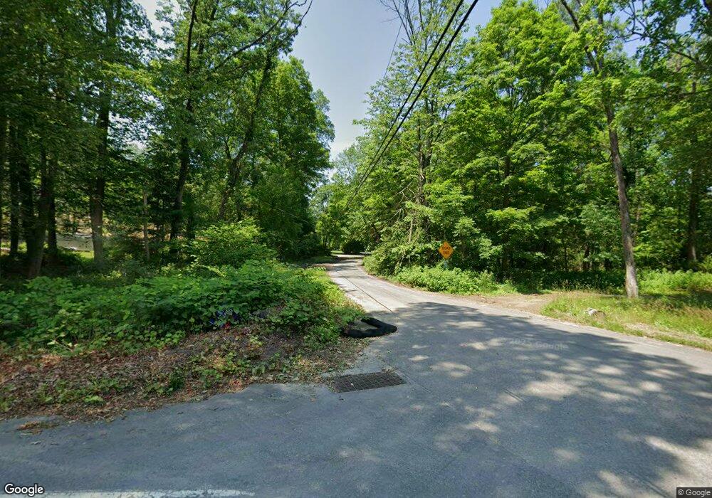 2015 Tanite Rd, Stroudsburg, PA 18360 - photo 1