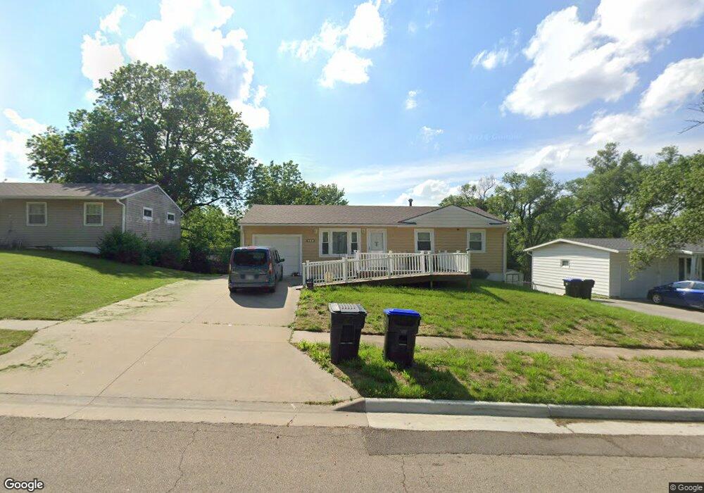 3721 SE Truman Ave, Topeka, KS 66609 - photo 1