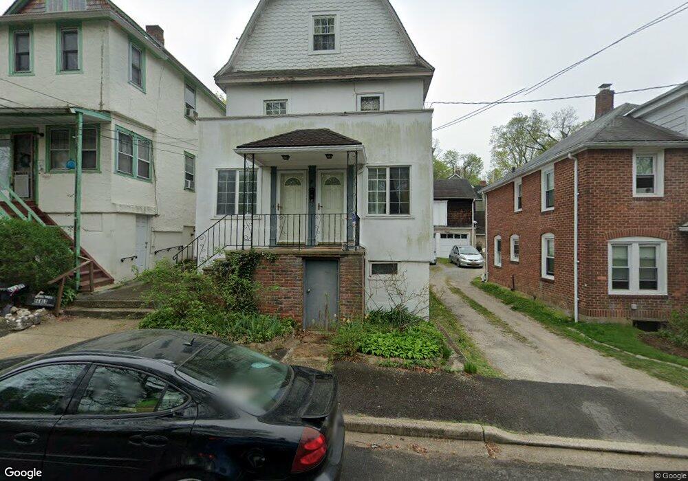 17 Charles St, Port Washington, NY 11050 - photo 1