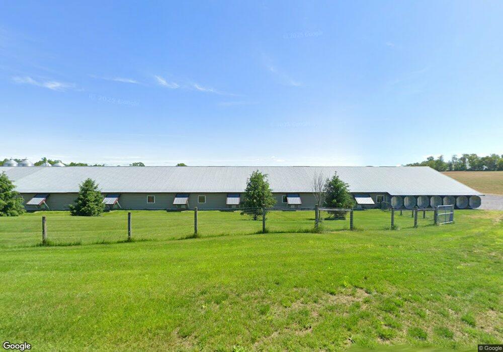 693 Stouchsburg Rd, Richland, PA 17087 - photo 1