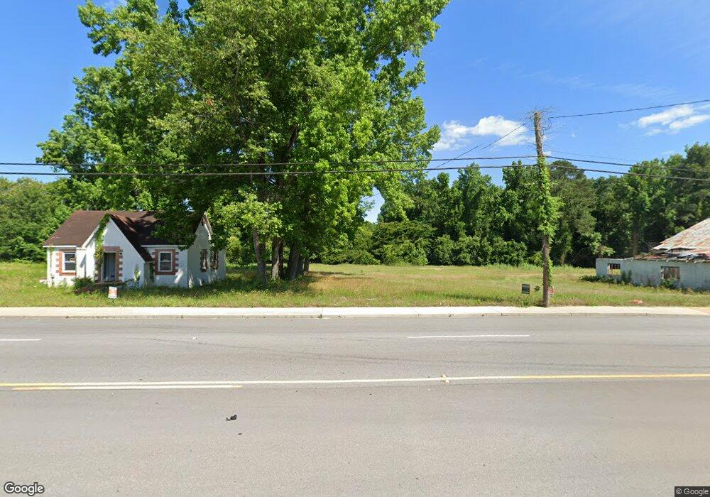 1306 Jefferson Davis Hwy, Camden, SC 29020 - photo 1