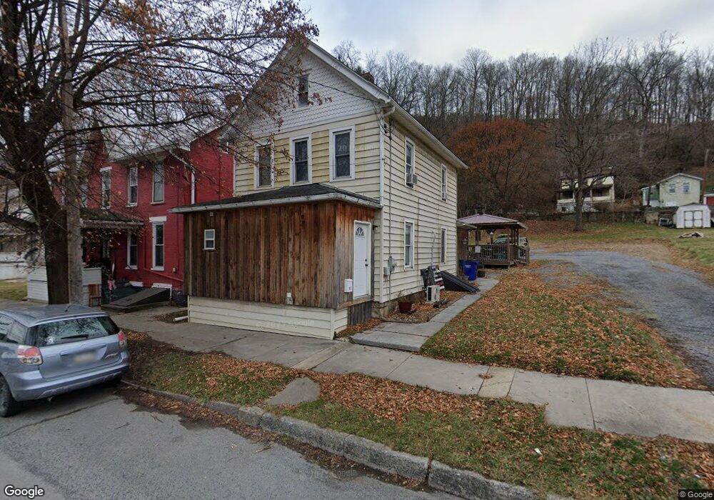 317 W Main St, Everett, PA 15537 - photo 1