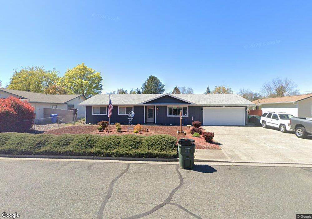 1752 Johnmark Cir, Grants Pass, OR 97527 - photo 1