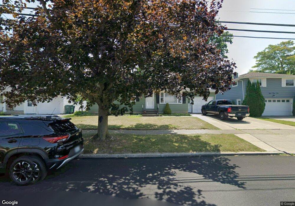 841 Remington Dr, North Tonawanda, NY 14120 - photo 1