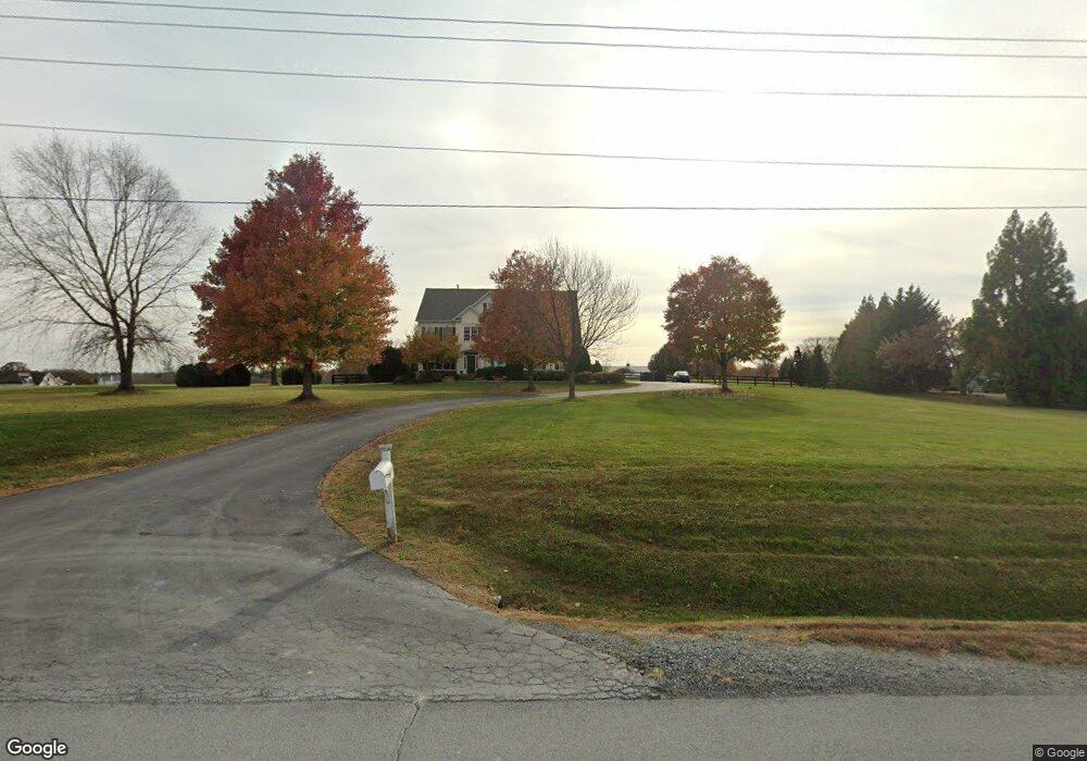 38617 Piggott Bottom Rd, Hamilton, VA 20158 - photo 1