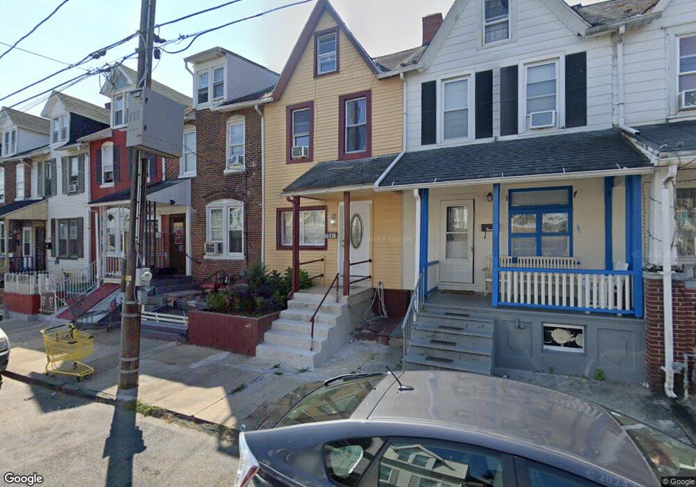 724 W Cedar St, Allentown, PA 18102 - photo 1