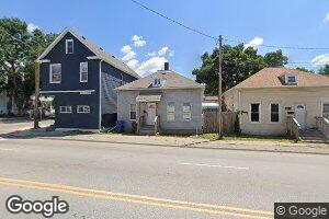 625 N Division St, Davenport, IA 52802