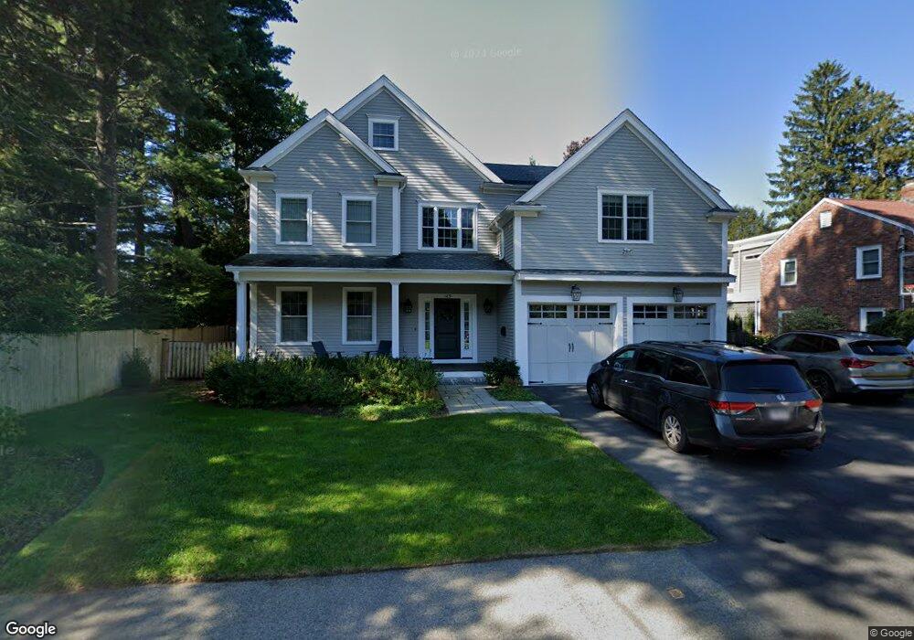 129 Manning St, Needham Heights, MA 02494 - photo 1