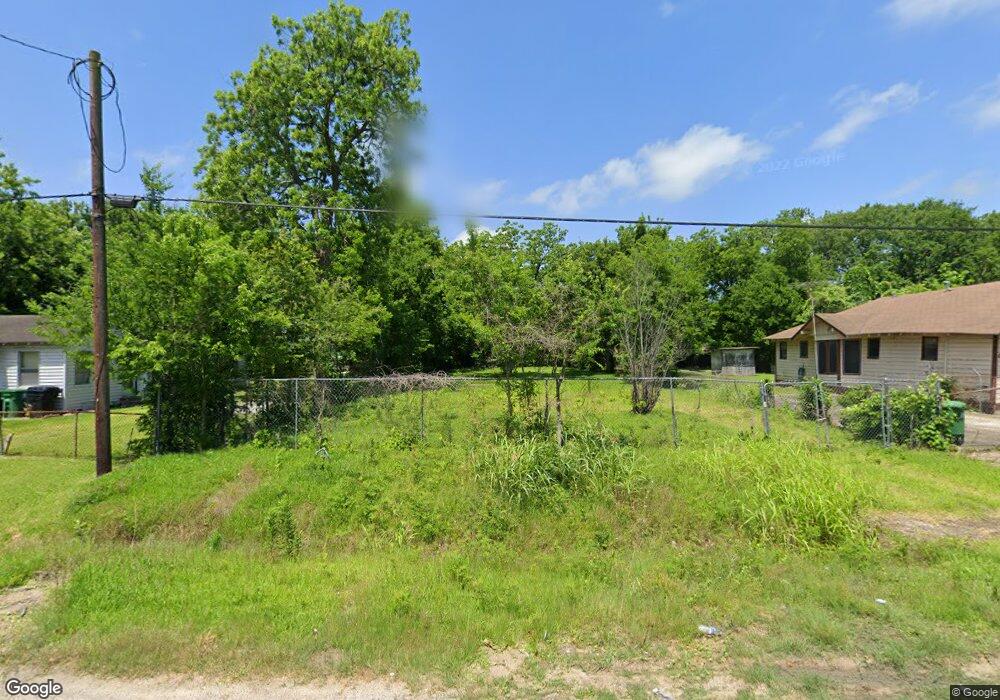 5513 Wayne St, Houston, TX 77026 - photo 1