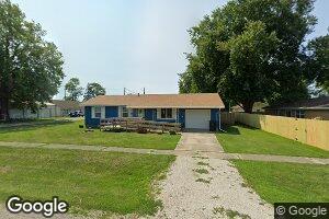 433 E Jackson Ave, Chrisman, IL 61924