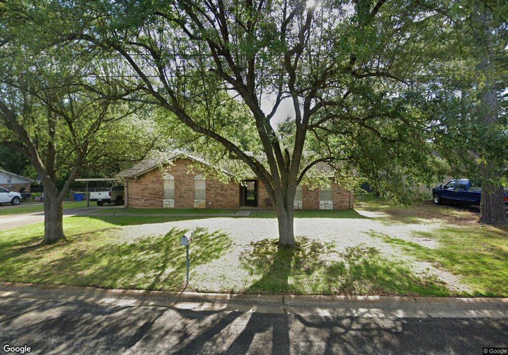 3416 Pinecrest St, Kilgore, TX 75662 - photo 1