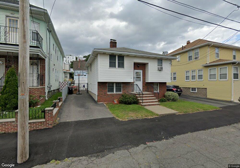 31 Clark Rd, Revere, MA 02151 - photo 1