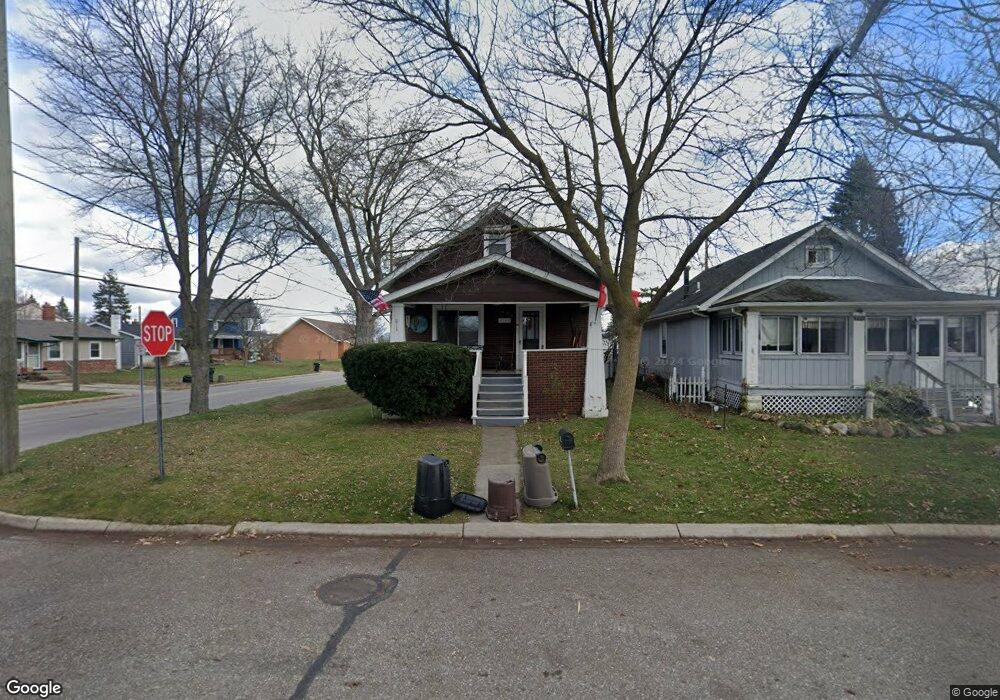 2740 17th Ave, Port Huron, MI 48060 - photo 1