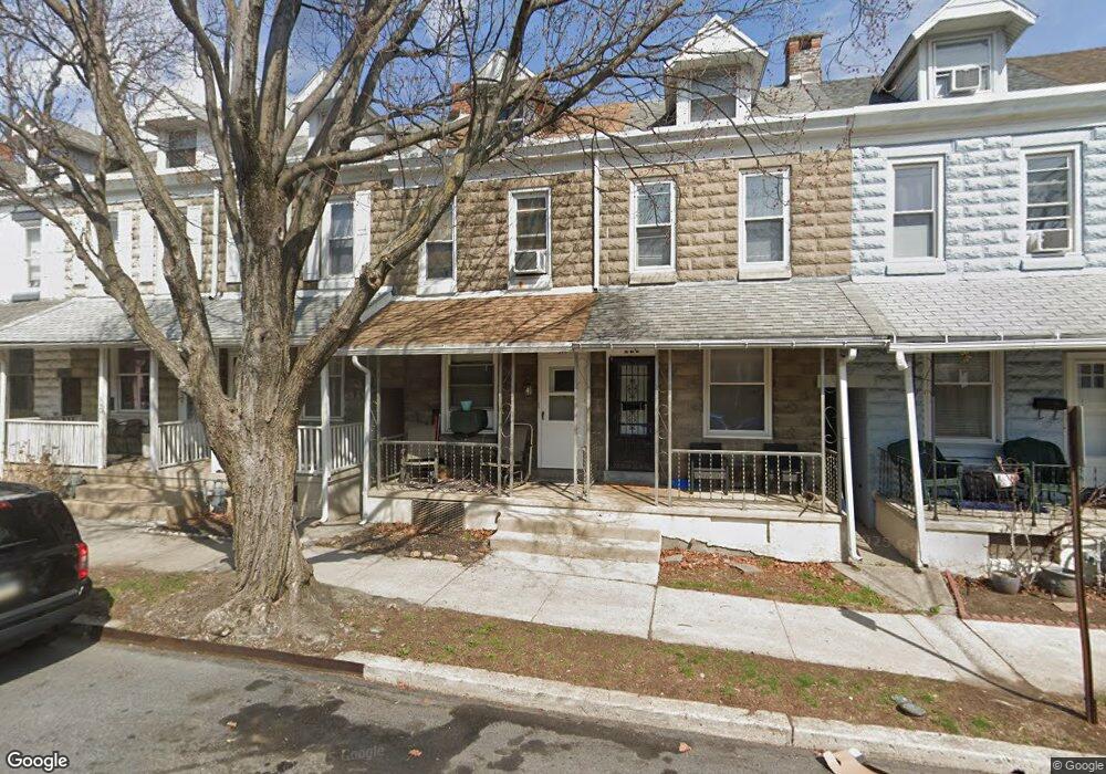 317 Spruce St, West Reading, PA 19611 - photo 1