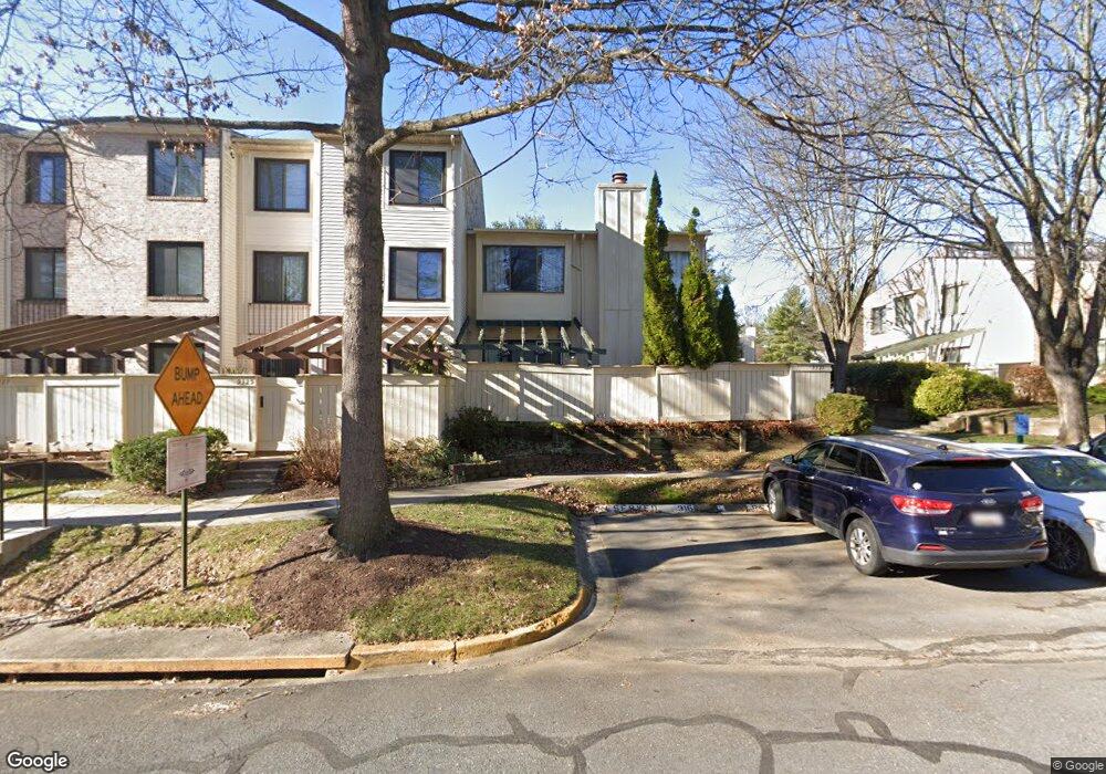 9321 Sparrow Valley Dr, Montgomery Village, MD 20886 - photo 1