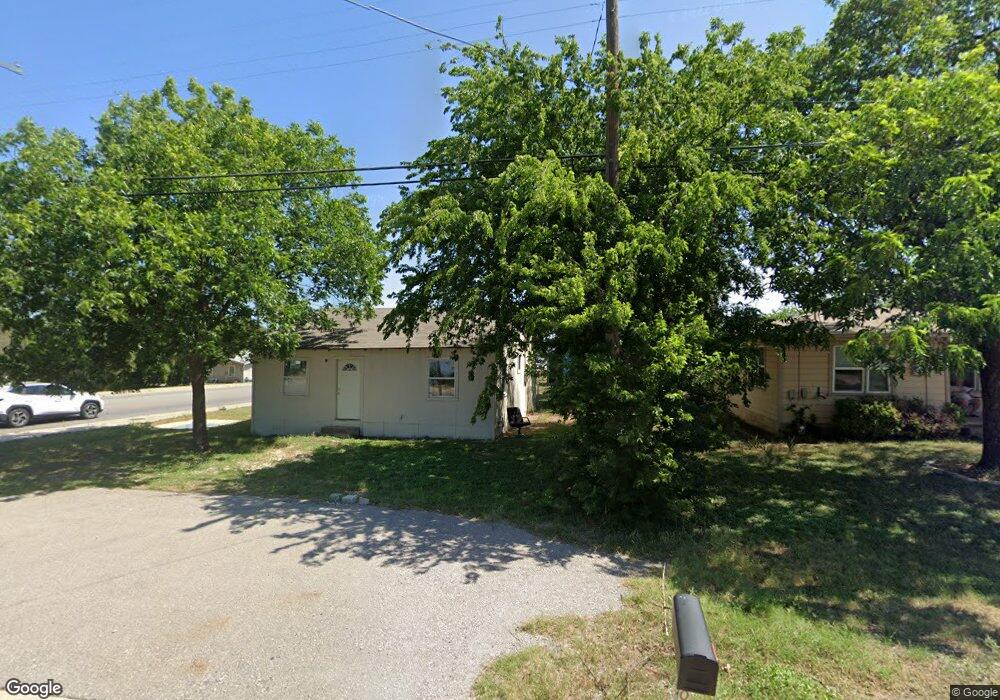 104 W Avenue A, Copperas Cove, TX 76522 - photo 1