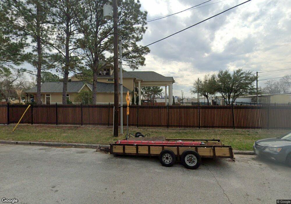 206 Joyce St, Houston, TX 77009 - photo 1