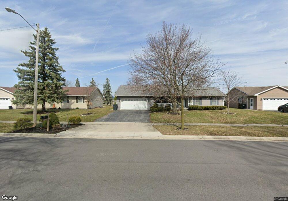 340 Hillshafer Dr, Findlay, OH 45840 - photo 1