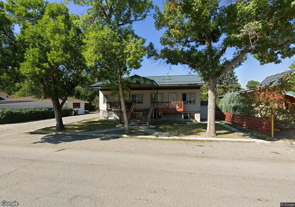 229 B St, Columbus, MT 59019 - photo 1