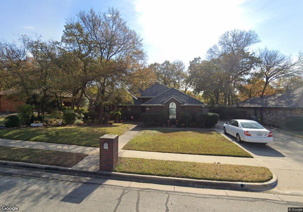 1504 Donna Ln, Bedford, TX 76022 - photo 1