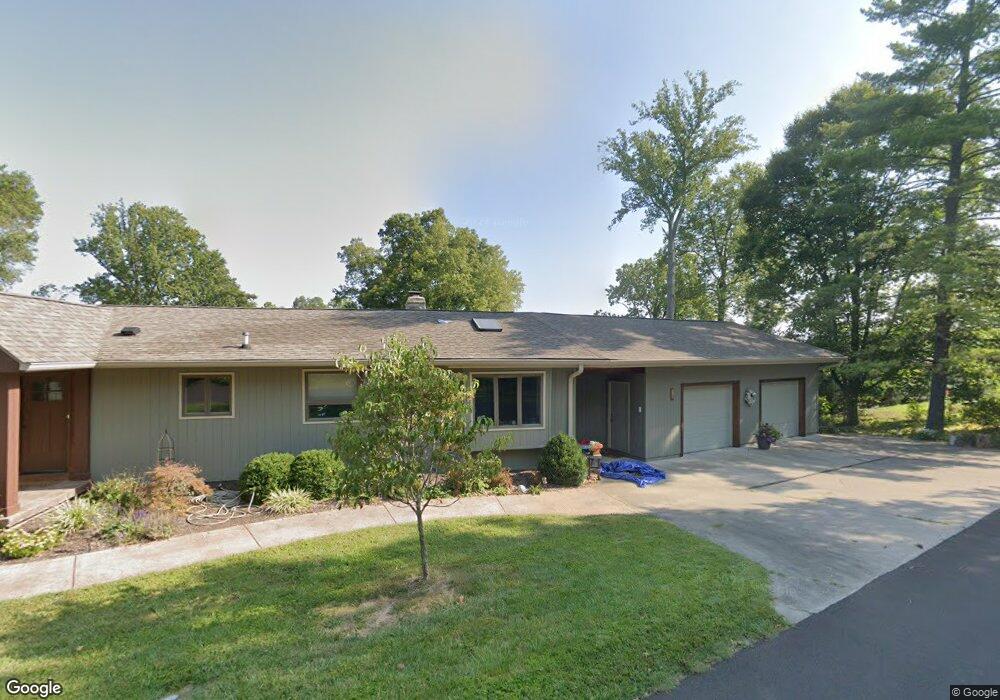 9192 W Tulip Dr, Columbus, IN 47201 - photo 1