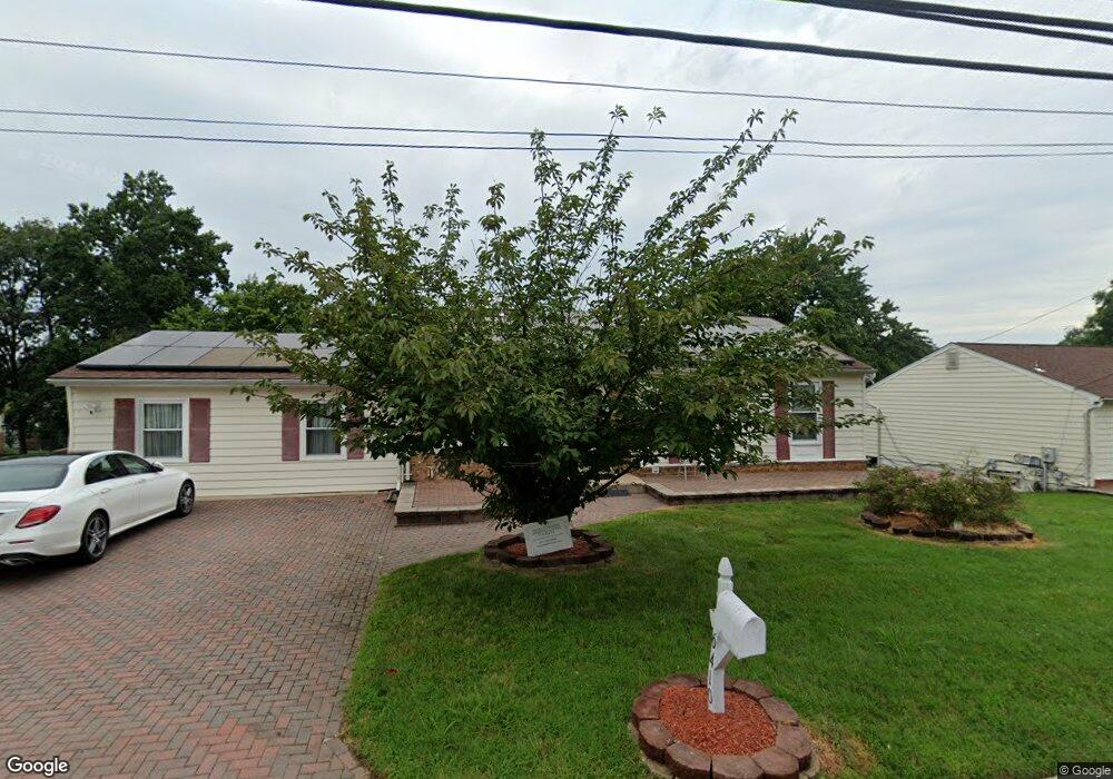 6410 Sandy Spring Rd, Laurel, MD 20707 - photo 1