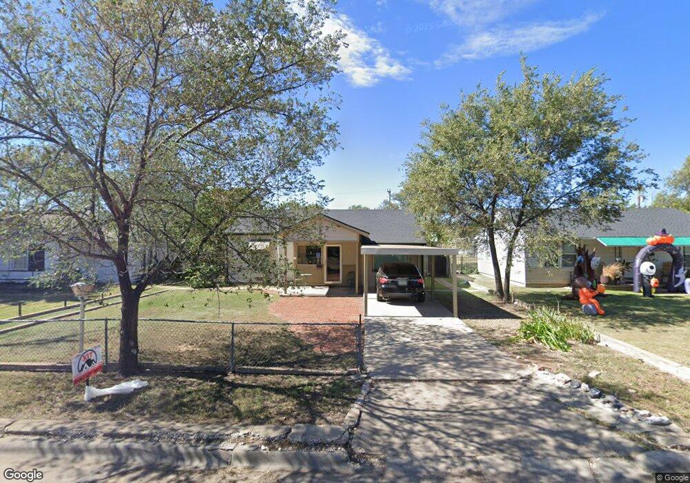 109 Spruce Ave, Dumas, TX 79029 - photo 1