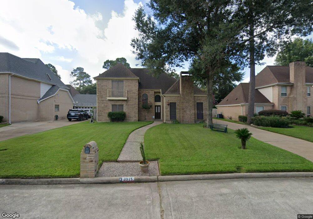 3915 Badger Forest Dr, Houston, TX 77088 - photo 1