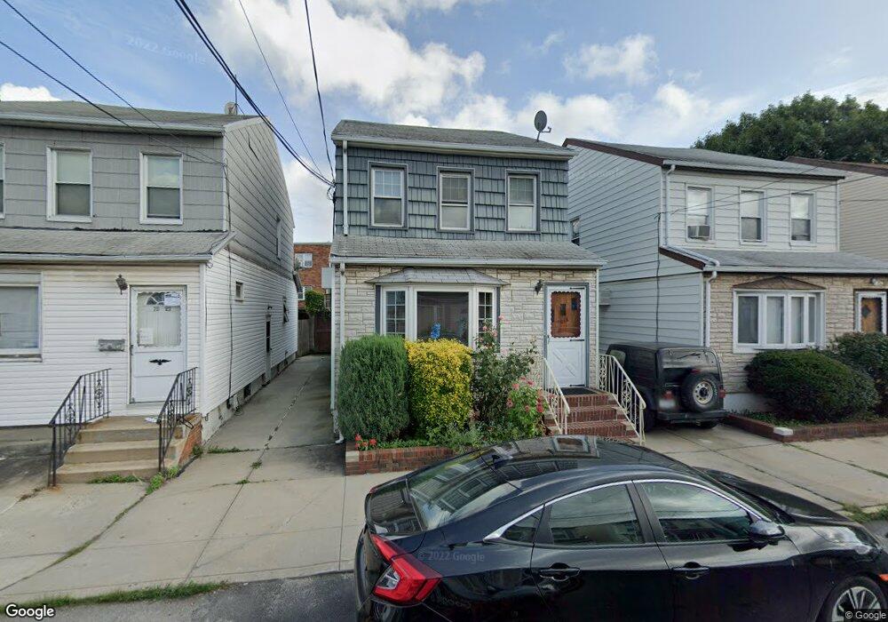 70-18 57th Rd unit 2, Flushing, NY 11378 - photo 1