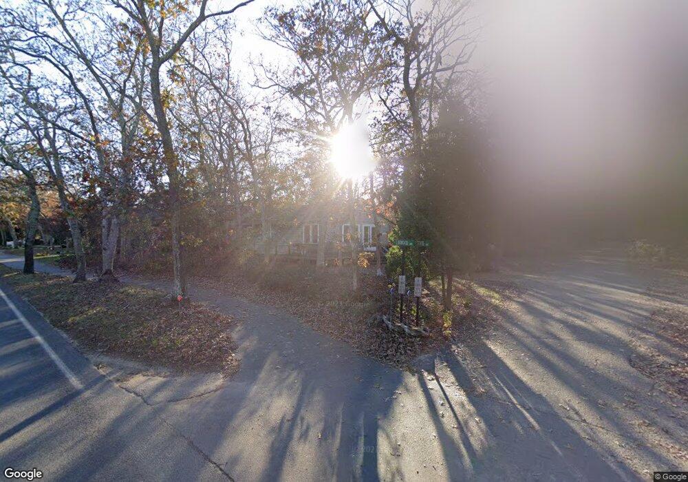 2 Linwood Ave, Oak Bluffs, MA 02557 - photo 1