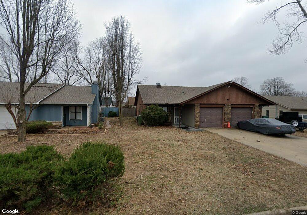 934 N Century Dr, Rogers, AR 72756 - photo 1