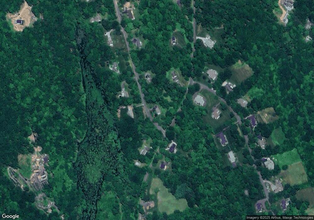 8 Laurel Woods Rd, Woodbury, CT 06798 - photo 1