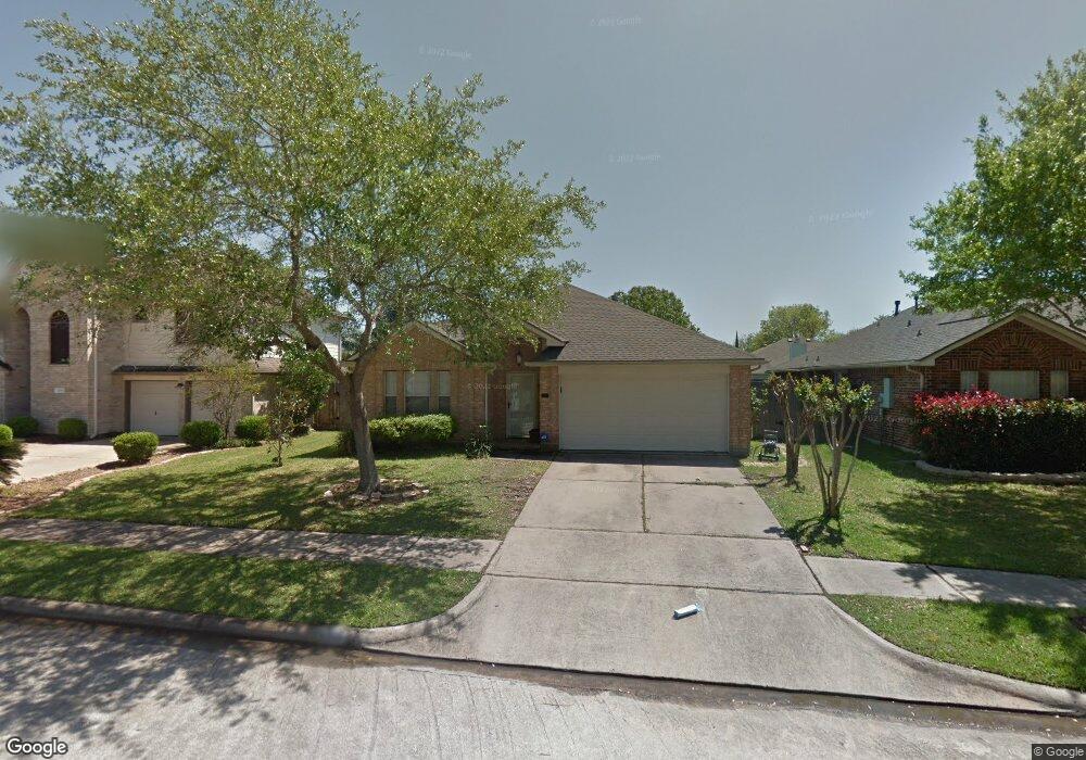 4510 Fox Run St, Pearland, TX 77584 - photo 1