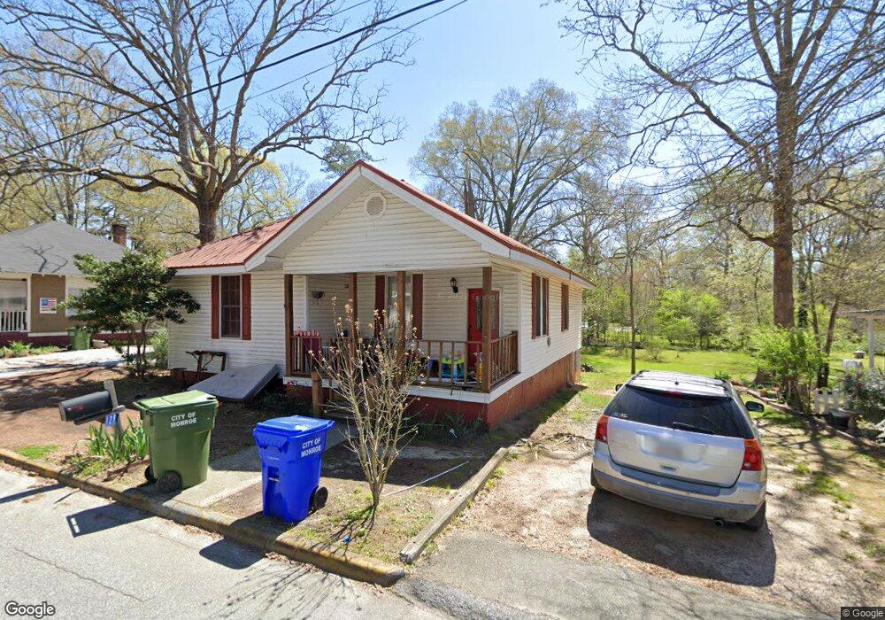 129 4th St, Monroe, GA 30655 - photo 1