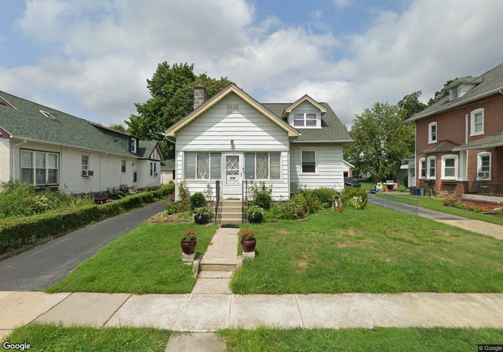 304 Sagamore Rd, Havertown, PA 19083 - photo 1