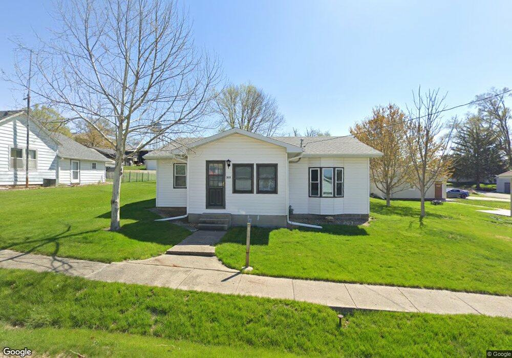 512 Reynolds St, Kellogg, IA 50135 - photo 1