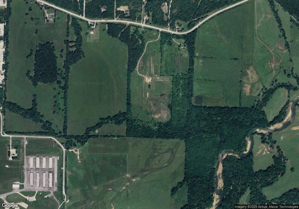 301 W Willoughby Rd, Fayetteville, AR 72701 - photo 1