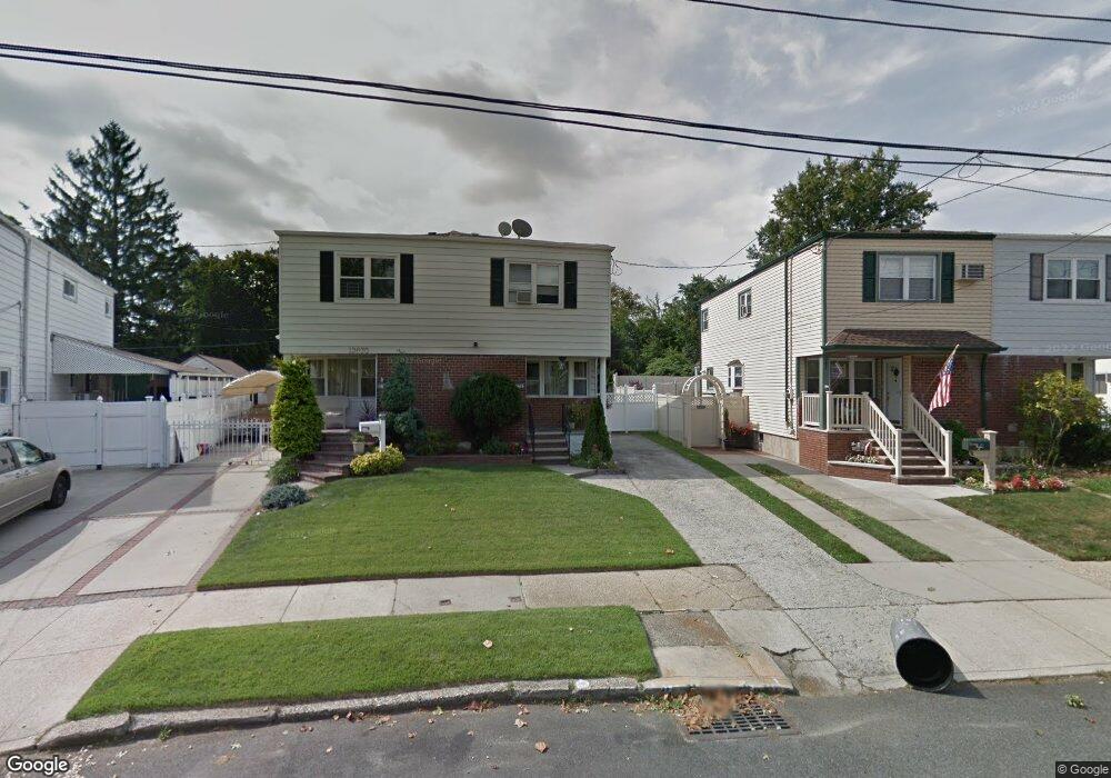 13628 64th Rd, Flushing, NY 11367 - photo 1