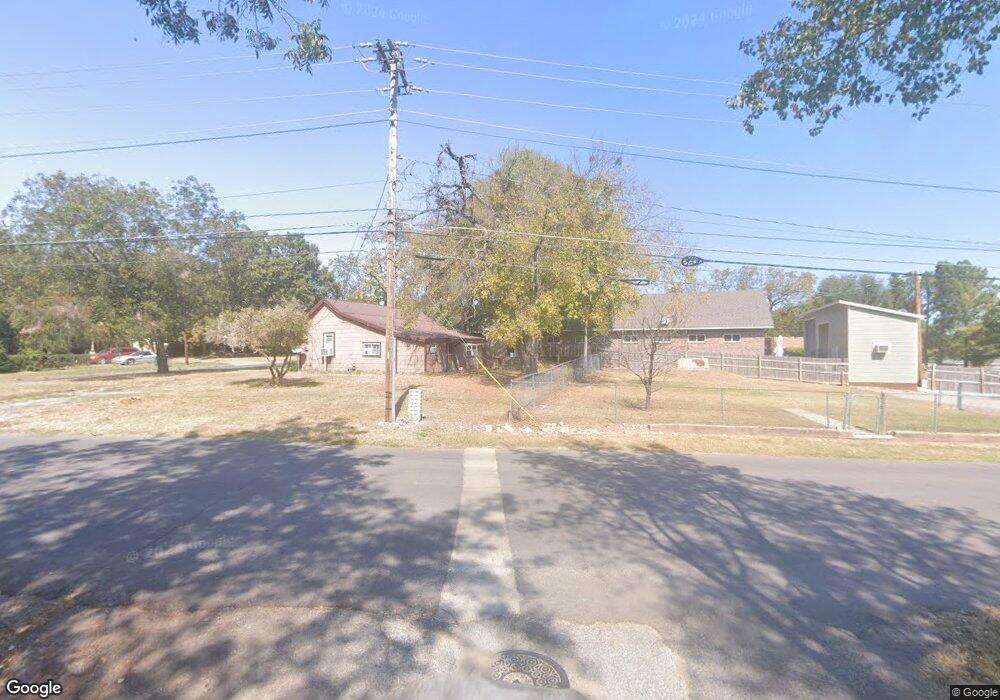 509 S College Ct, Tahlequah, OK 74464 - photo 1