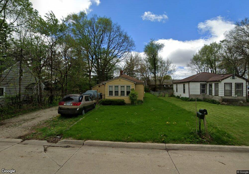 421 E Lally St, Des Moines, IA 50315 - photo 1