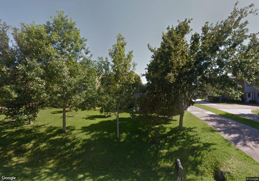 2008 Butler Dr, Friendswood, TX 77546 - photo 1