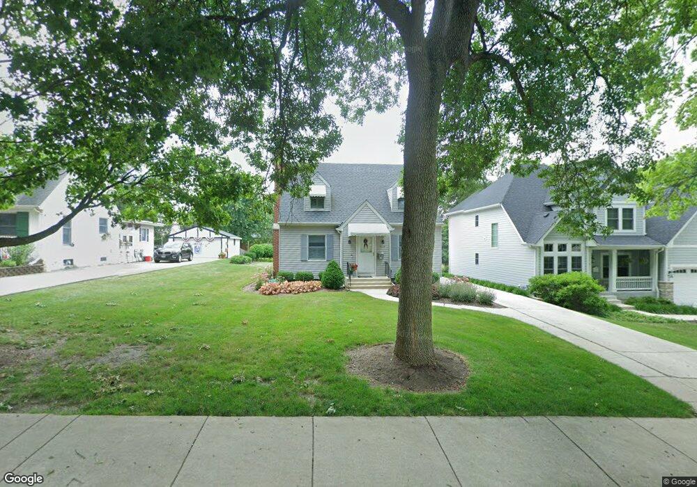 449 S Wright St, Naperville, IL 60540 - photo 1
