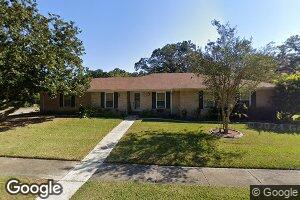 6100 Shetland Dr, New Orleans, LA 70131